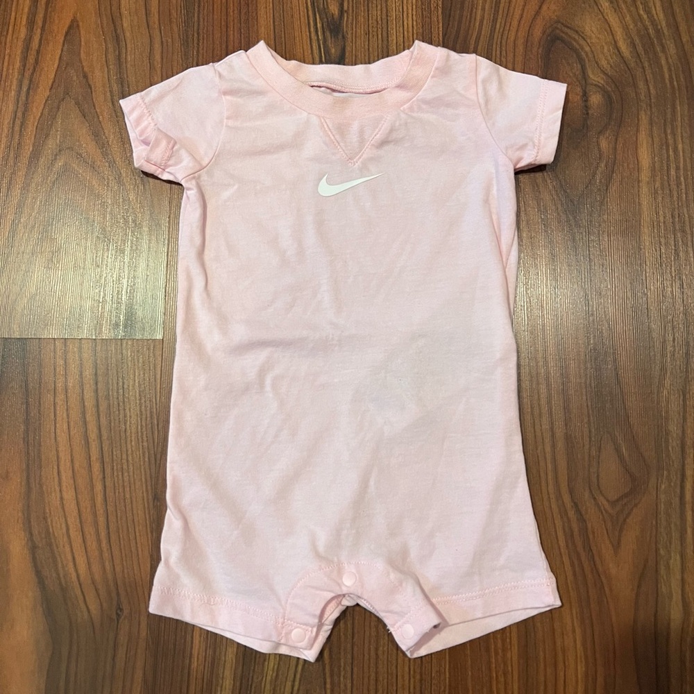 Nike romper